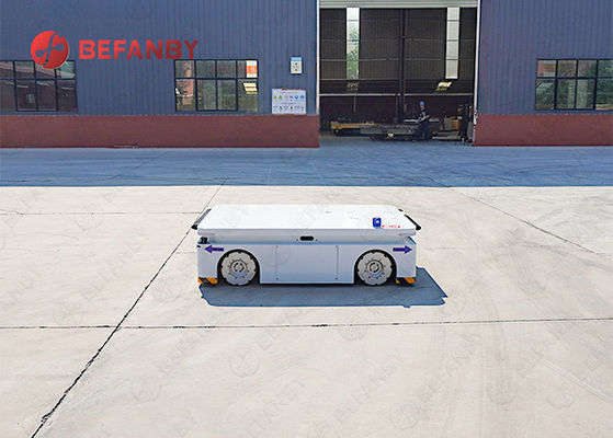 Robot AGV à roue mécanum personnalisé avec dispositif tampon anti-collision pour le mouvement omnidirectionnel